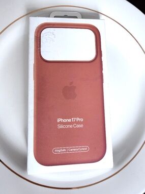 iPhone 17 Pro silicone case